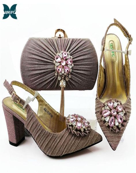 afrcian selling italian design nigerian women shoes and bag set decorated with rhinestone in pink color for party dress8921228, Black
afrcian selling italian design nigerian women shoes and bag set decorated with rhinestone in pink color for party dress8921228, Black