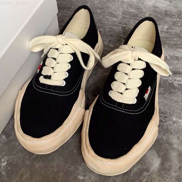 maison mihara yasuhiro mmy dissolved used canvas shoes male and female celebrities same thick sole elevated board shoes, Black
maison mihara yasuhiro mmy dissolved used canvas shoes male and female celebrities same thick sole elevated board shoes, Black
