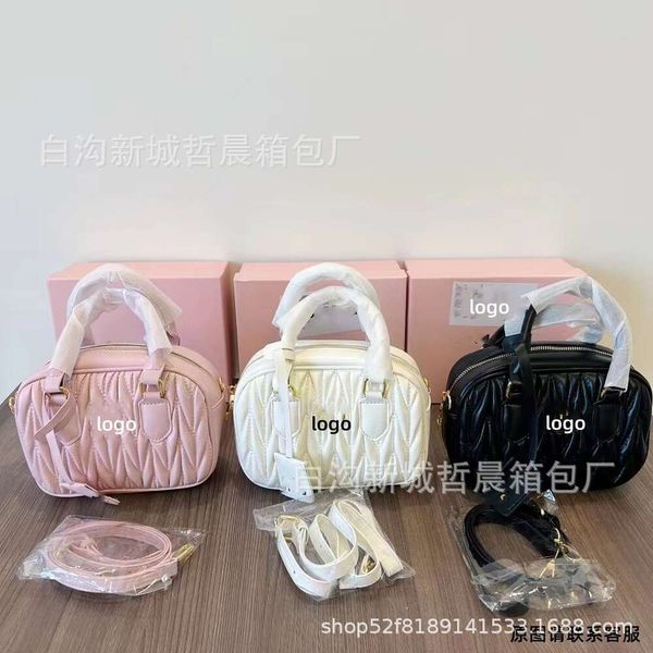 designer bags embroidered bowling ball boston pleated trendy bag pillow shoulder handheld crossbody women's bag mui mui bag 2x9a
designer bags embroidered bowling ball boston pleated trendy bag pillow shoulder handheld crossbody women's bag mui mui bag 2x9a