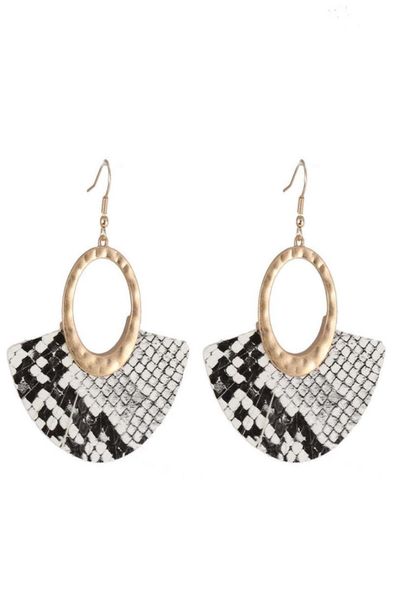 trendy new skin leather fan fringe statement earrings women hammered gold metal round leopard leather semi circle dangle earrings9827941, Silver
trendy new skin leather fan fringe statement earrings women hammered gold metal round leopard leather semi circle dangle earrings9827941, Silver