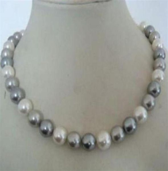 910mm tahitian two gray one white pearl necklace 18inch 925 silver clasp25286256008
910mm tahitian two gray one white pearl necklace 18inch 925 silver clasp25286256008