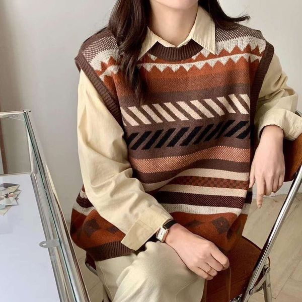 preppy style retro rhombus round neck knitted vest for women western contrasting colors loose lazy sweater design, Black;white
preppy style retro rhombus round neck knitted vest for women western contrasting colors loose lazy sweater design, Black;white