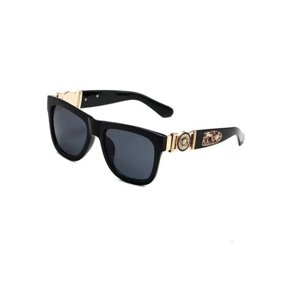 sunglasses designer fashion luxury original classic new large box sunglasses for men and women fashionable versatile, White;black
sunglasses designer fashion luxury original classic new large box sunglasses for men and women fashionable versatile, White;black