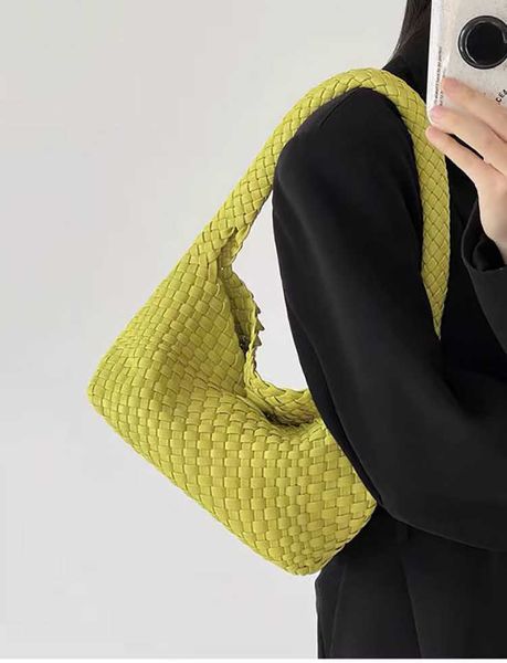 abottegasventas designer tote bag mini jodie candy design high-end handmade woven bag single shoulder underarm bag versatile mother and chil
abottegasventas designer tote bag mini jodie candy design high-end handmade woven bag single shoulder underarm bag versatile mother and chil