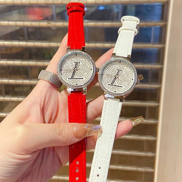 full brand wrist watches women ladies girl crystal big letters style luxury leather strap quartz clock l86275e, Slivery;brown
full brand wrist watches women ladies girl crystal big letters style luxury leather strap quartz clock l86275e, Slivery;brown