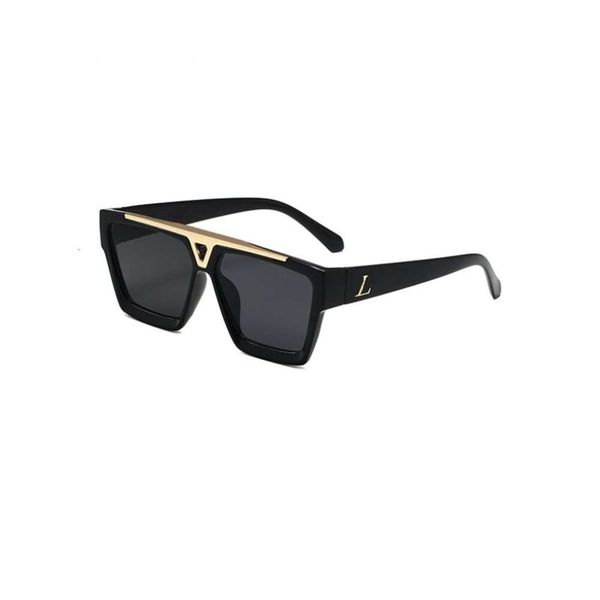sunglasses designer fashion luxury original classic new personalized men's and women's fashion trend glasses, White;black
sunglasses designer fashion luxury original classic new personalized men's and women's fashion trend glasses, White;black