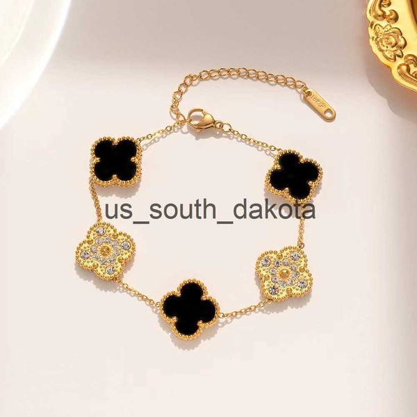 chain van clover bracelet luxury designer jewelry four leaf bracelets 18k gold plate agate diamond fashion van charm chain for women wedding, Black
chain van clover bracelet luxury designer jewelry four leaf bracelets 18k gold plate agate diamond fashion van charm chain for women wedding, Black