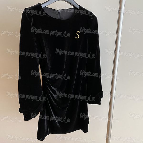 luxury velour women dress pleated charm design dresses autumn spring long sleeve dress, Black
luxury velour women dress pleated charm design dresses autumn spring long sleeve dress, Black