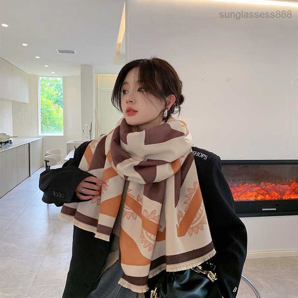 fashionable beige patterned imitation cashmere scarf for women, simple and versatile, warm thickened high-end feel, new women klh4, Blue;gray
fashionable beige patterned imitation cashmere scarf for women, simple and versatile, warm thickened high-end feel, new women klh4, Blue;gray