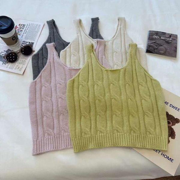 japanese maiden style twisted knit vest for women stacked age reduction camisole, Black;white
japanese maiden style twisted knit vest for women stacked age reduction camisole, Black;white