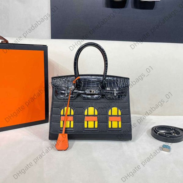new color solid small house bag faubourg bag crocodile pattern bag handheld shoulder bag buckle
new color solid small house bag faubourg bag crocodile pattern bag handheld shoulder bag buckle
