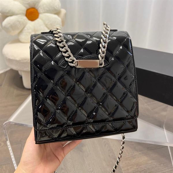 classic luxurys designers shoulder bags c quality high ladies fashion crossbody letter handbags totes clutch fang pangzi square ba222d
classic luxurys designers shoulder bags c quality high ladies fashion crossbody letter handbags totes clutch fang pangzi square ba222d