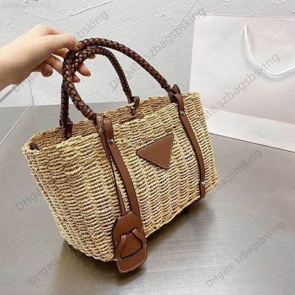 2023 new women brand woven messenger bag female leather solid casual bucket shopping large capacity tote for ladies
2023 new women brand woven messenger bag female leather solid casual bucket shopping large capacity tote for ladies