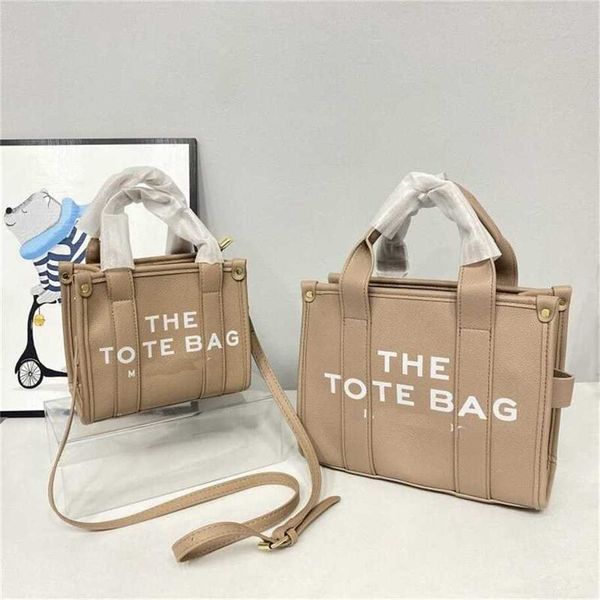 designer new the tote bag mini marc wallet leather embossing shoulder bag handbags with strap high capacity composite shopping bags crossbod
designer new the tote bag mini marc wallet leather embossing shoulder bag handbags with strap high capacity composite shopping bags crossbod