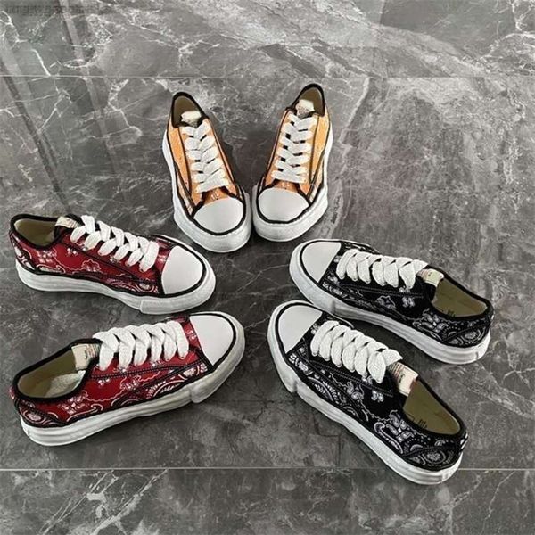 mmy shoes dissolving maison mihara yasuhiro cashew flower thick soled men's board shoes women's high rise low black deformation di
mmy shoes dissolving maison mihara yasuhiro cashew flower thick soled men's board shoes women's high rise low black deformation di