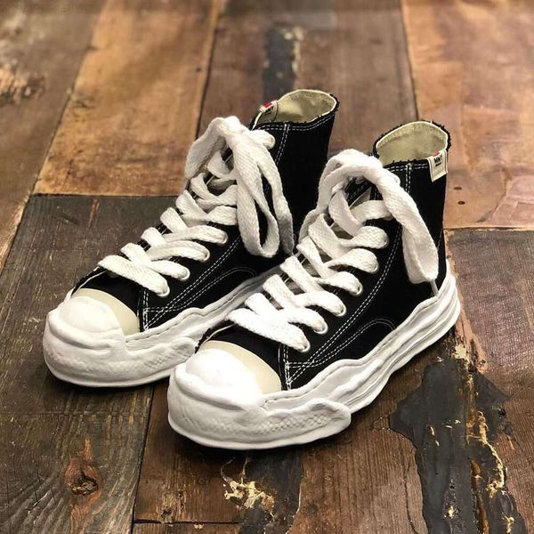 dissolve mmy shoes maison mihara yasuhiro thick sole sports shoes men's canvas women's casual couple shoes
dissolve mmy shoes maison mihara yasuhiro thick sole sports shoes men's canvas women's casual couple shoes