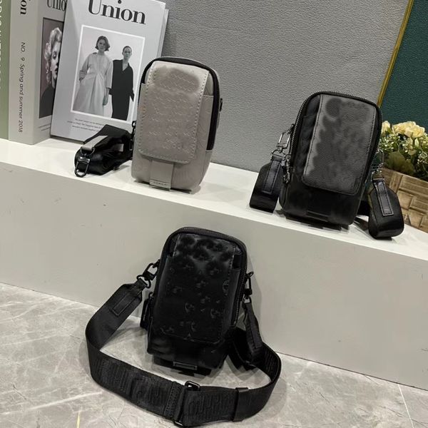 m81321 m81323 m81005 embossed messenger bag can be carried on the shoulder flap double mobile design luxury crossbody high-end mobile phone
m81321 m81323 m81005 embossed messenger bag can be carried on the shoulder flap double mobile design luxury crossbody high-end mobile phone