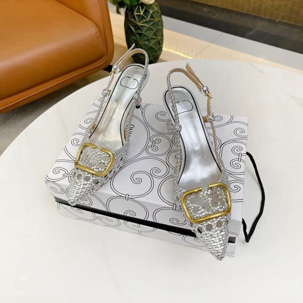 designer women high heel shoes shiny bottoms thin heels black nude patent leather womans pumps knitted sandals size 35-40
designer women high heel shoes shiny bottoms thin heels black nude patent leather womans pumps knitted sandals size 35-40