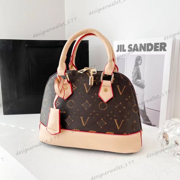 designer madeleine bb collection shoulder bags brand logo embossed detachable adjustable strap grained leather crossbody bags handbags luxur
designer madeleine bb collection shoulder bags brand logo embossed detachable adjustable strap grained leather crossbody bags handbags luxur