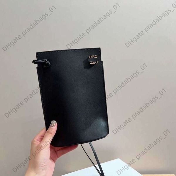 designer crossbody phone bag lowe brand single shoulder handbag women's leather mini cape fashion casual multi-functional messenger bag
designer crossbody phone bag lowe brand single shoulder handbag women's leather mini cape fashion casual multi-functional messenger bag