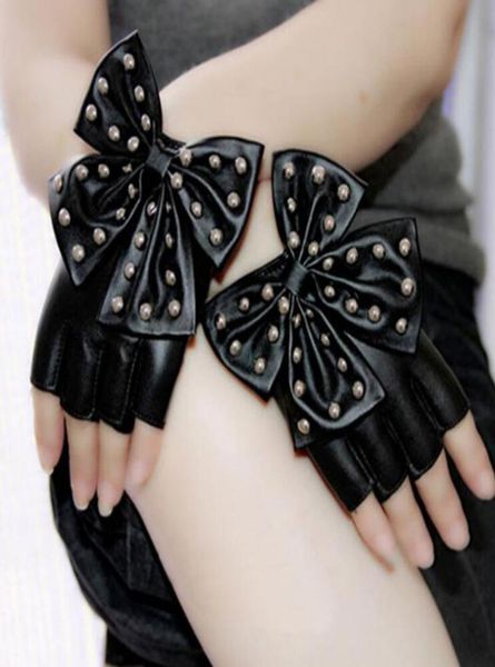 fashion female half finger punk rivet dance gloves women sport fitness pu leather bow mittens luva tactical fingerless glove5113100, Blue;gray
fashion female half finger punk rivet dance gloves women sport fitness pu leather bow mittens luva tactical fingerless glove5113100, Blue;gray