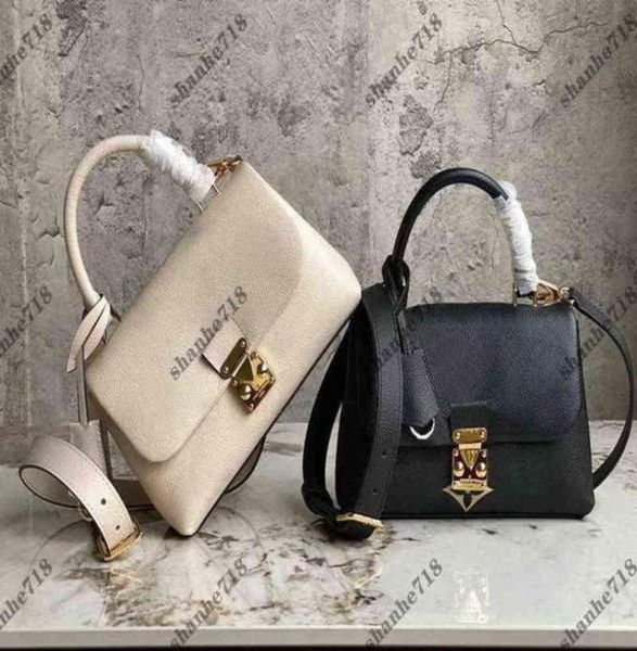 3ahight quality madeleine bb totes shoulder messenger bags for women cowhide black emboss handbags designer crossbody bag luxury l5667738, Red;black
3ahight quality madeleine bb totes shoulder messenger bags for women cowhide black emboss handbags designer crossbody bag luxury l5667738, Red;black