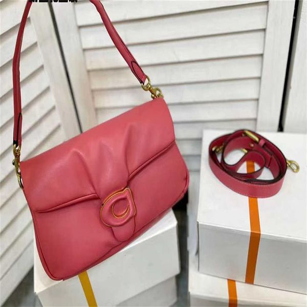 2022 fashion women designer handbag shoulder bag luxury tote purse wallet with box crossbody bags backpack small mini1944, Red;black
2022 fashion women designer handbag shoulder bag luxury tote purse wallet with box crossbody bags backpack small mini1944, Red;black