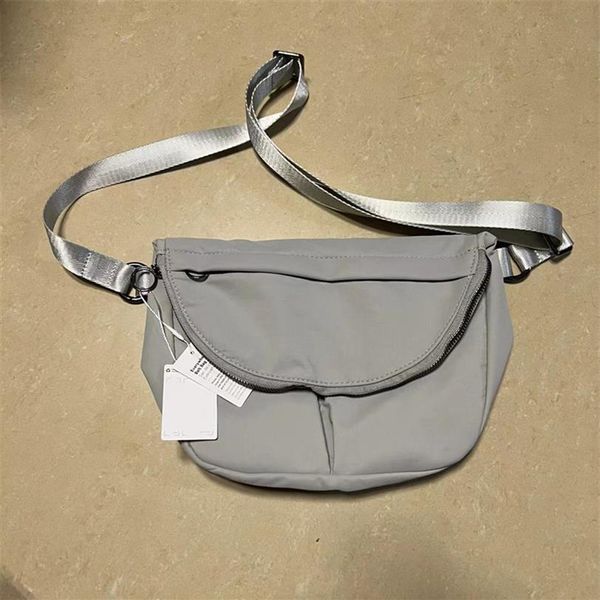 lu yoga bag luxury designer shoulder bags women's handbag overnight festival bag 5l city backpack outdoor sports messenger223m
lu yoga bag luxury designer shoulder bags women's handbag overnight festival bag 5l city backpack outdoor sports messenger223m