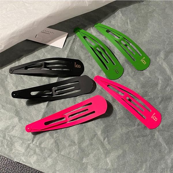 3 colors special design letter hair clip women letters barrettes gift for love girlfriend fashion hair accessories269y, Golden;silver
3 colors special design letter hair clip women letters barrettes gift for love girlfriend fashion hair accessories269y, Golden;silver