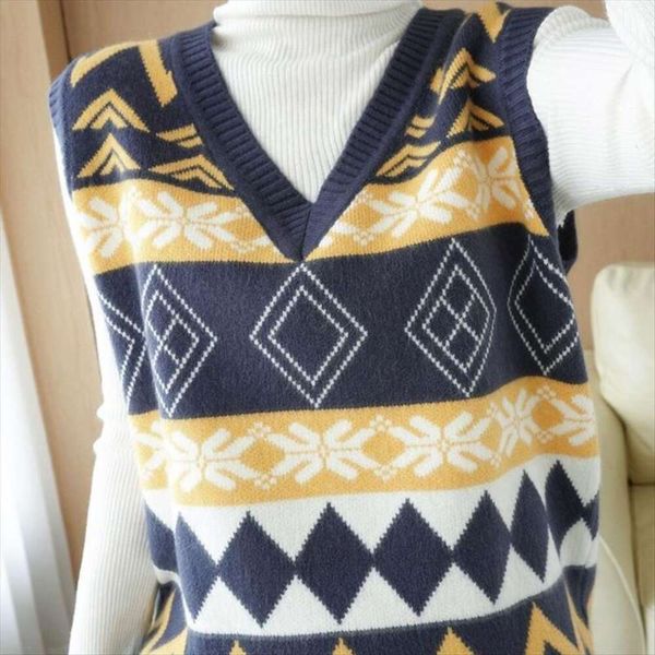 vintage rhombic knitted vest folded american gentle style soft sweater womens fashion, Black;white
vintage rhombic knitted vest folded american gentle style soft sweater womens fashion, Black;white