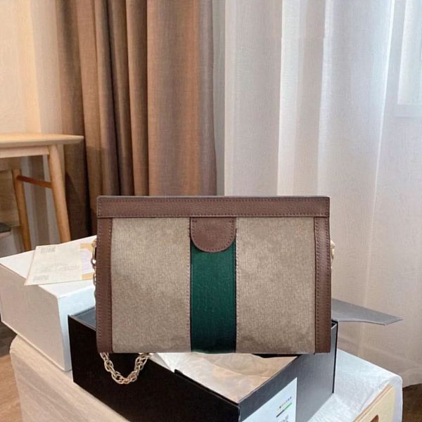 26cm luxury lady cross body bags designer new handbags hardware chain classic women shoulder bags gift box packaging shopping, Black;red
26cm luxury lady cross body bags designer new handbags hardware chain classic women shoulder bags gift box packaging shopping, Black;red
