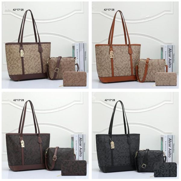 5a designer shoulder bag c brand bag leather wallet luxury c buckle tabby classics women's cross-body bag fashion casual 2023 new
5a designer shoulder bag c brand bag leather wallet luxury c buckle tabby classics women's cross-body bag fashion casual 2023 new