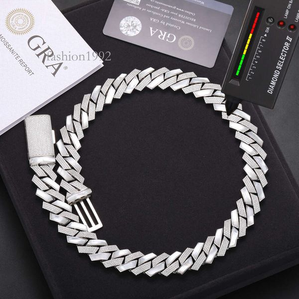 18Mm Handmade Setting Shell Cuban Link Chain Pass Diamond Tester Sterling Sier Vvs Moissanite Iced Out Cuban Necklace
18Mm Handmade Setting Shell Cuban Link Chain Pass Diamond Tester Sterling Sier Vvs Moissanite Iced Out Cuban Necklace