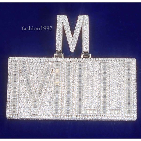 Fashion Design Sier with Free Fire Moissanite Iced Out Letter Pendant for Necklace Jewelry
Fashion Design Sier with Free Fire Moissanite Iced Out Letter Pendant for Necklace Jewelry