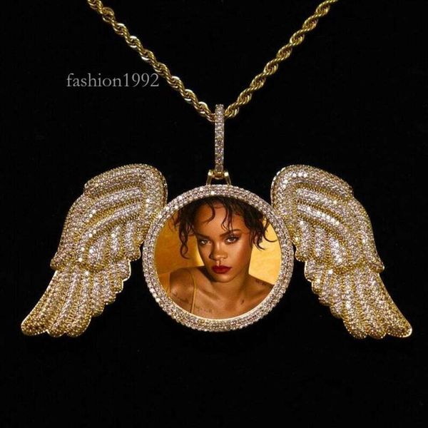 Redleaf Hiphop Vvs Moissanite Custom Pendants Round Sier Men Memory Photos Picture Pendant Angel Wing Jewelry
Redleaf Hiphop Vvs Moissanite Custom Pendants Round Sier Men Memory Photos Picture Pendant Angel Wing Jewelry
