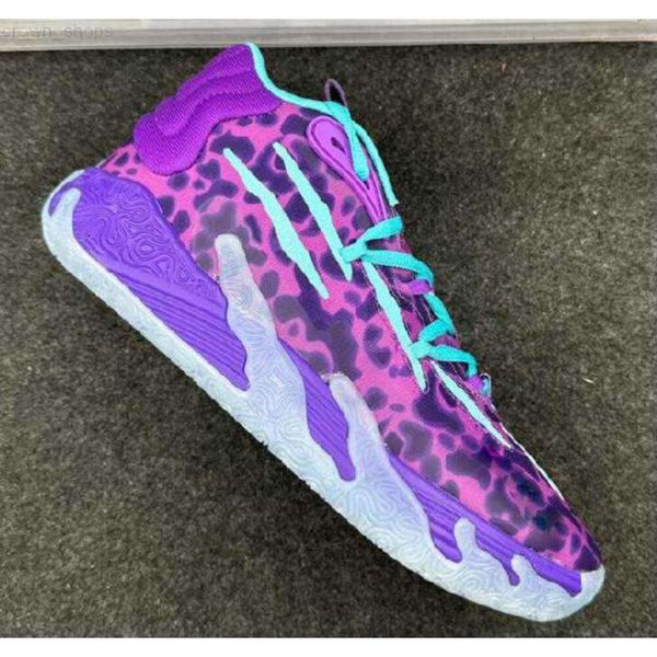 athletic outdoor lamelo ball mb01 rick morty mb1 mb2 mb3 mb03 men basketball shoes for 2023 sport shoe trainner sneakers us7.5-us12 a11, Black
athletic outdoor lamelo ball mb01 rick morty mb1 mb2 mb3 mb03 men basketball shoes for 2023 sport shoe trainner sneakers us7.5-us12 a11, Black