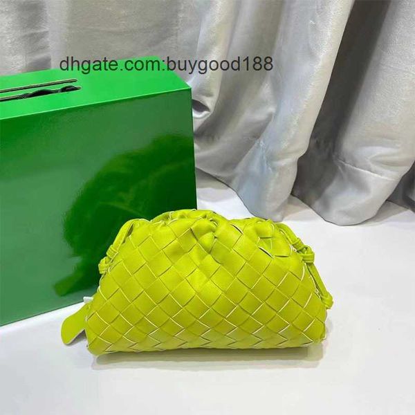 mini jodie abottegas teen vneta intrecciato designer tote cowhide bag hand woven cloud bag leather pleated dumpling bag women's bag one
mini jodie abottegas teen vneta intrecciato designer tote cowhide bag hand woven cloud bag leather pleated dumpling bag women's bag one