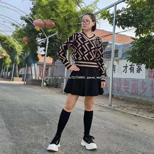 womens designer sweaters womens sweaters designer double f letter pattern cardigan sweater coat wool blended woman knitwear ladies knitted l, White;black
womens designer sweaters womens sweaters designer double f letter pattern cardigan sweater coat wool blended woman knitwear ladies knitted l, White;black