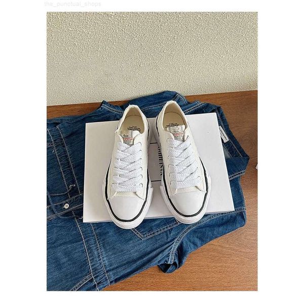 maison mihara yasuhiro low cut men's and women's versatile dissolved shoes summer new mmy white canvas shoes, Black
maison mihara yasuhiro low cut men's and women's versatile dissolved shoes summer new mmy white canvas shoes, Black