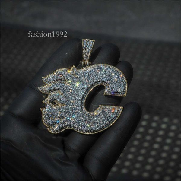 Custom S Sier 10k 14k Solid Filled Gold Vvs Moissanite Lab Diamond Iced Out Hiphop Cursive Letter Name Charms Pendants
Custom S Sier 10k 14k Solid Filled Gold Vvs Moissanite Lab Diamond Iced Out Hiphop Cursive Letter Name Charms Pendants