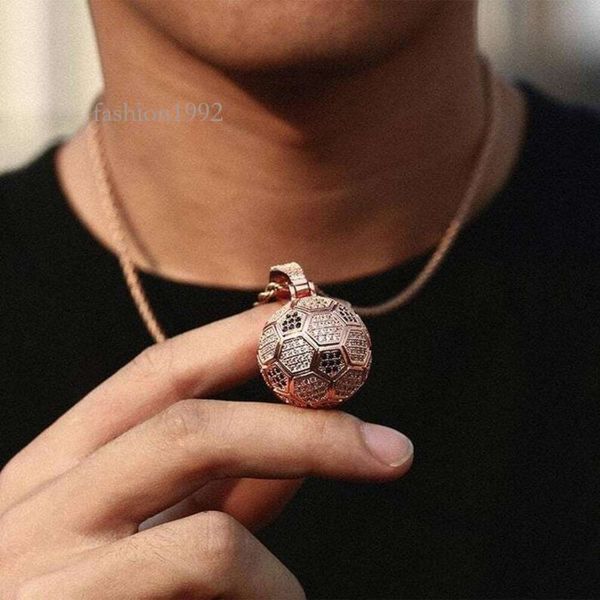 New Custom Football Pendant in Hip Hop Jewelry Pendant Style with Moissanite in Wholesale Cheap Price
New Custom Football Pendant in Hip Hop Jewelry Pendant Style with Moissanite in Wholesale Cheap Price