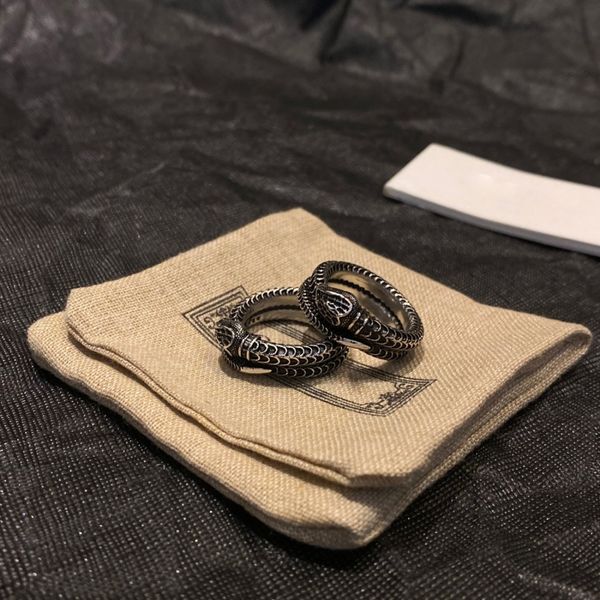 2023 fashion band ring promise designer minimalist atmospheric for men and women jewelry skeleton gift chrome heart mosant cuban link, Silver
2023 fashion band ring promise designer minimalist atmospheric for men and women jewelry skeleton gift chrome heart mosant cuban link, Silver