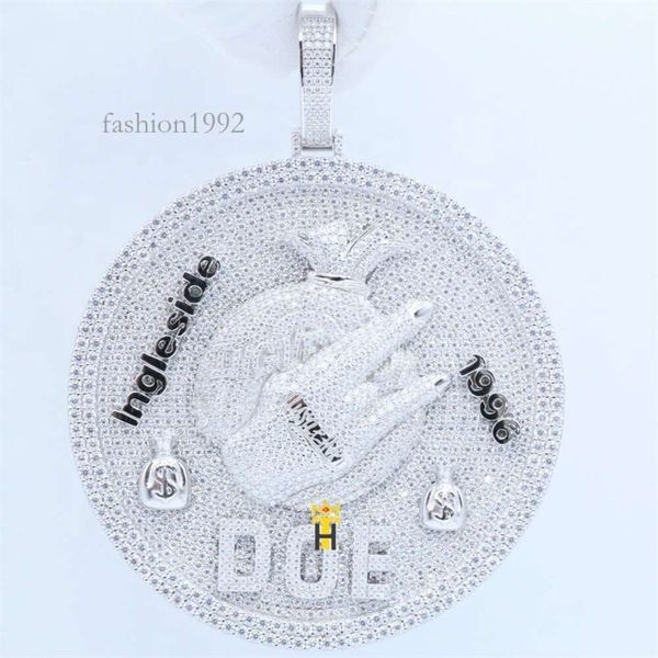 Hip Hop Iced Out Men Jewelry Cuban Moissanite Diamond S Sterling Sier Money Bag Custom Disc Pendant
Hip Hop Iced Out Men Jewelry Cuban Moissanite Diamond S Sterling Sier Money Bag Custom Disc Pendant