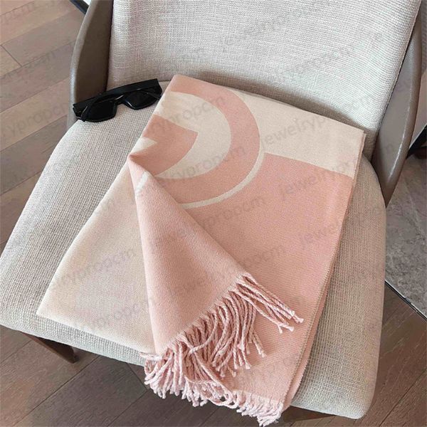 Echarpe Scarf Elegant Scarf Designer Women's Scarves Winter Warm Shawl Fashion Patch
Echarpe Scarf Elegant Scarf Designer Women's Scarves Winter Warm Shawl Fashion Patch