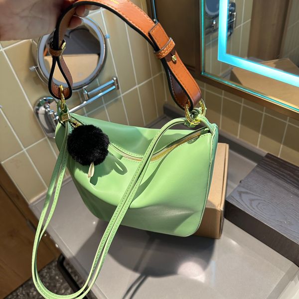 Vintage zipper Bag HOBO Designer Underarm Bag tote bag Brand Luxury Women's handbag Shoulder Bag loewe Leather shoulder Bag with box, White
Vintage zipper Bag HOBO Designer Underarm Bag tote bag Brand Luxury Women's handbag Shoulder Bag loewe Leather shoulder Bag with box, White