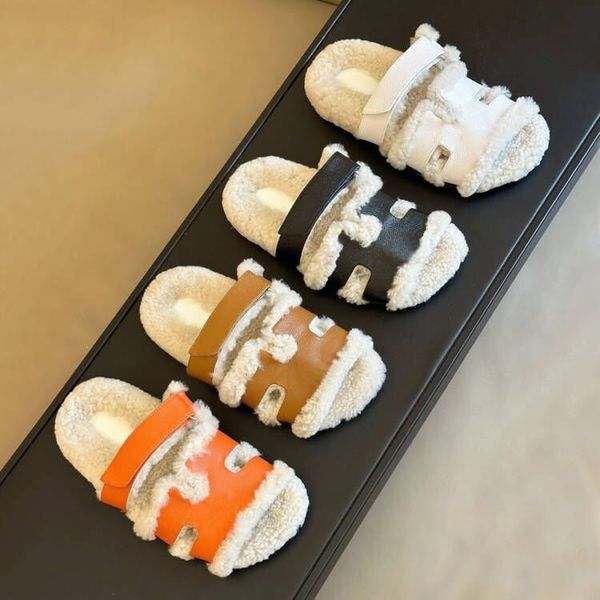 luxury Fur Slippers Designer Fur Slides Chypre H sandals men Women sheep Wool plush Fluffy Furry Slipper Warm Winter Flat high fashion Trendy Shearling sandals 35-46, 22
luxury Fur Slippers Designer Fur Slides Chypre H sandals men Women sheep Wool plush Fluffy Furry Slipper Warm Winter Flat high fashion Trendy Shearling sandals 35-46, 22