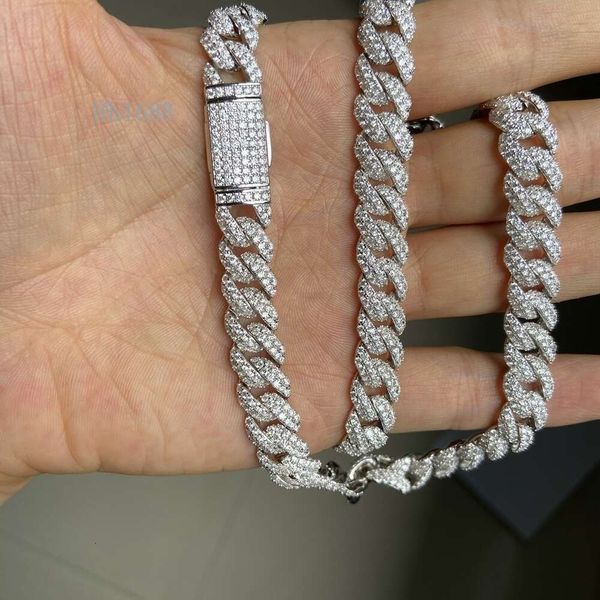 18 Inch 10Mm S Solid Sterling Sier White Gold Out Diamond Vvs Moissanite Cuban Link Miami Chain Necklace Men
18 Inch 10Mm S Solid Sterling Sier White Gold Out Diamond Vvs Moissanite Cuban Link Miami Chain Necklace Men