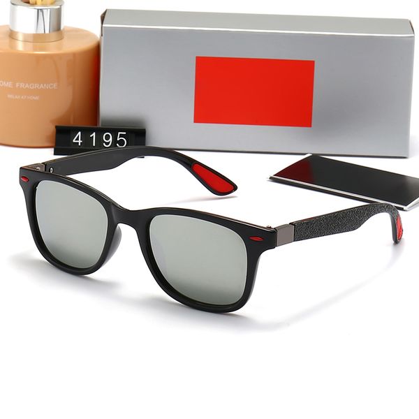Designer Luxury Fashion Round GGities Sunglasses Eyewear GGities Sun Glasses Designer Brand Metal Frame Dark Glass Lenses For Mens Womens THTDJSS
Designer Luxury Fashion Round GGities Sunglasses Eyewear GGities Sun Glasses Designer Brand Metal Frame Dark Glass Lenses For Mens Womens THTDJSS