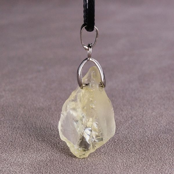 Irregular Natural Gemstone Yellow Crystal Necklace Pendant Chain Necklaces Jewlery Designer Necklace Woman Simple Couple Jewelry High Jewellery Jewels And Gems
Irregular Natural Gemstone Yellow Crystal Necklace Pendant Chain Necklaces Jewlery Designer Necklace Woman Simple Couple Jewelry High Jewellery Jewels And Gems