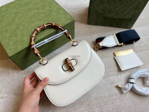 10A Luxury Women Designers Handbags with Bamboo Bags Vintage Totes Small Top Handle Bag Lady Top-quality Tote 2023 New Fashion Crossbody Shouler Purses 1947, Xbc
10A Luxury Women Designers Handbags with Bamboo Bags Vintage Totes Small Top Handle Bag Lady Top-quality Tote 2023 New Fashion Crossbody Shouler Purses 1947, Xbc